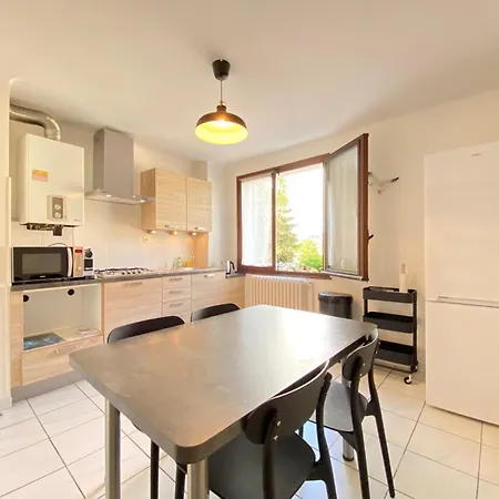 Apartment T2 Renove Proche Et Centre, Parking, Animaux, Wi-fi - Fr-1-432-2